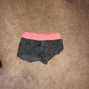 Lulu shorts